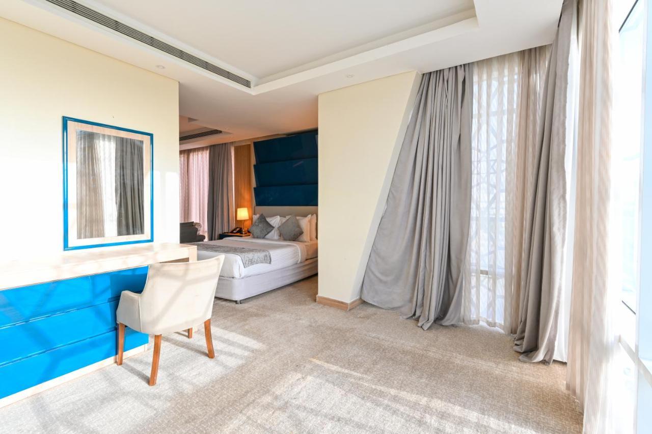 Al Mansour Suites Hotel Ad Dawhah Esterno foto