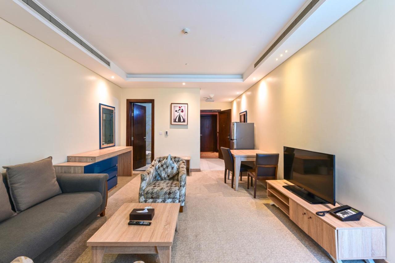Al Mansour Suites Hotel Ad Dawhah Esterno foto