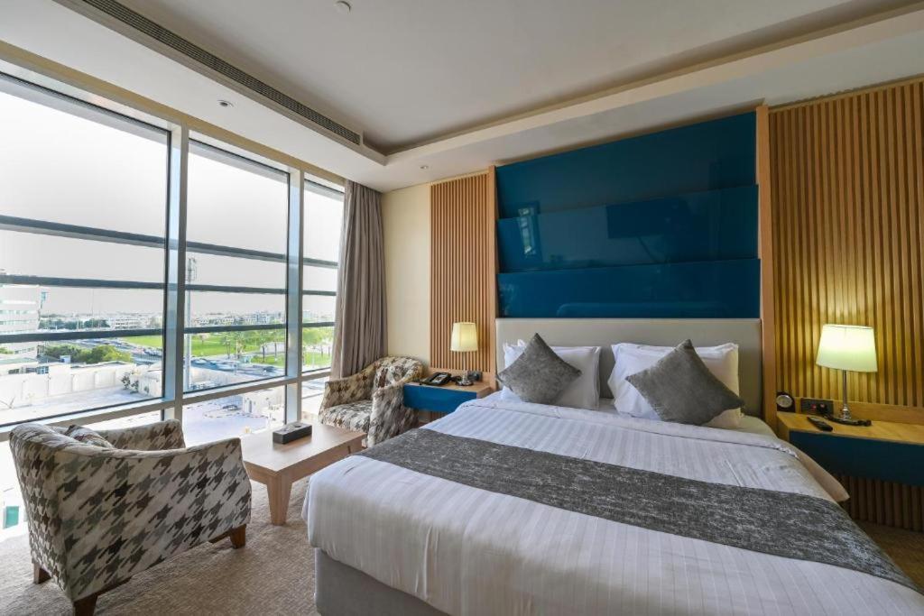 Al Mansour Suites Hotel Ad Dawhah Esterno foto