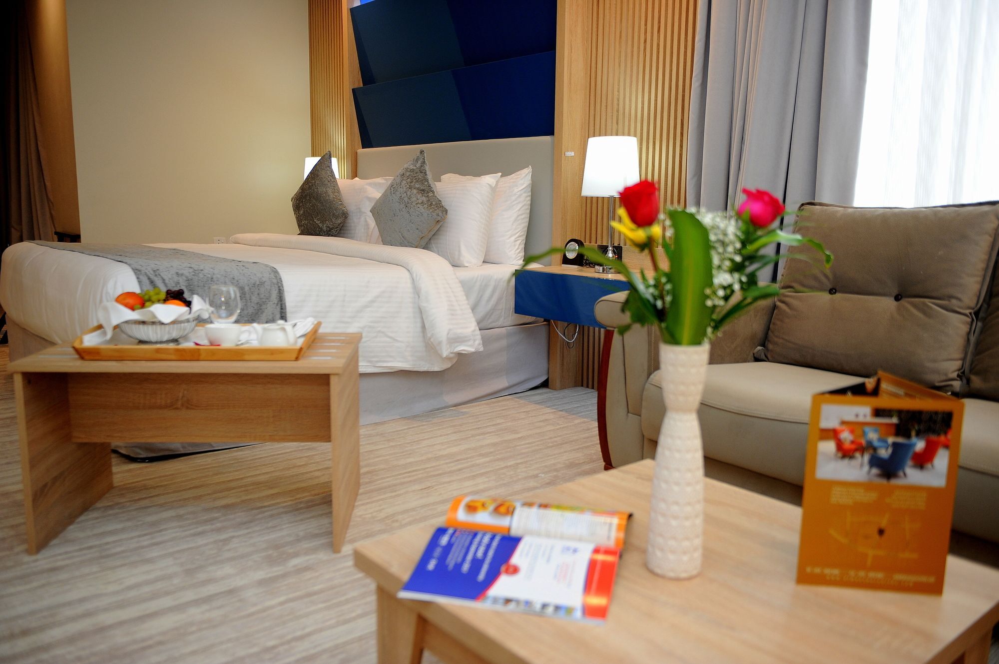 Al Mansour Suites Hotel Ad Dawhah Esterno foto